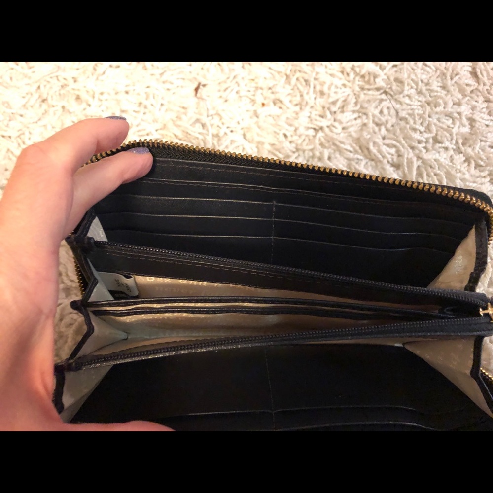 Cute Kate spade wallet! - Picture 4 of 4